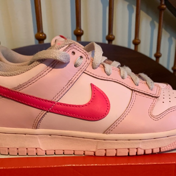 Triple Pink Nike Dunks (8.5W / 7 Girls - Picture 3 of 9